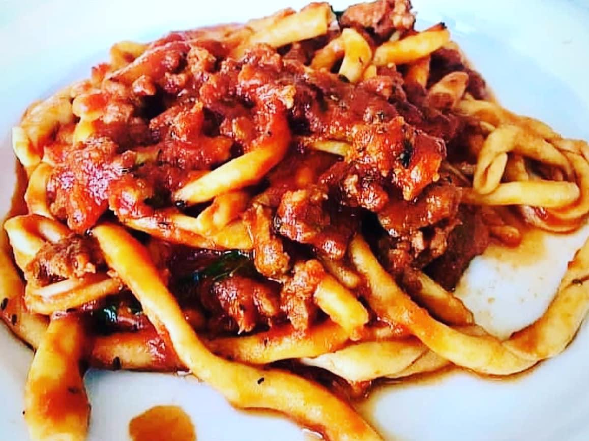 Cavatelli con ragù di polpettine